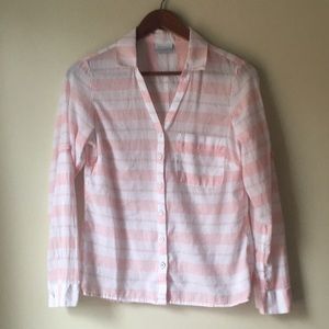 Columbia Women’s Lightweight  Long Sleeve Shirt Size XS